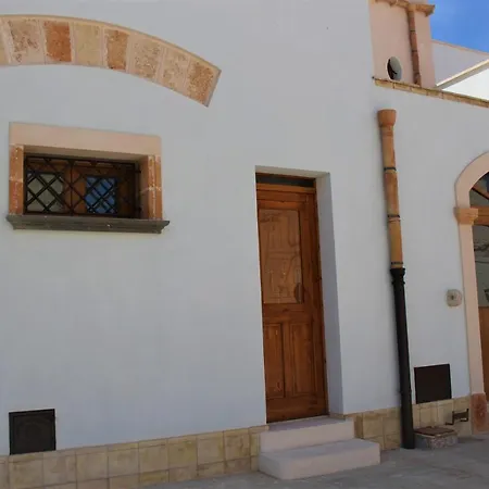 Azule 3* サン・ヴィート・ロ・カーポ