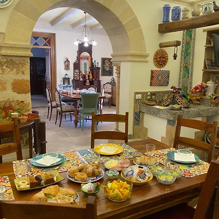 Azule サン・ヴィート・ロ・カーポ