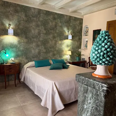 Azule Bed & Breakfast *