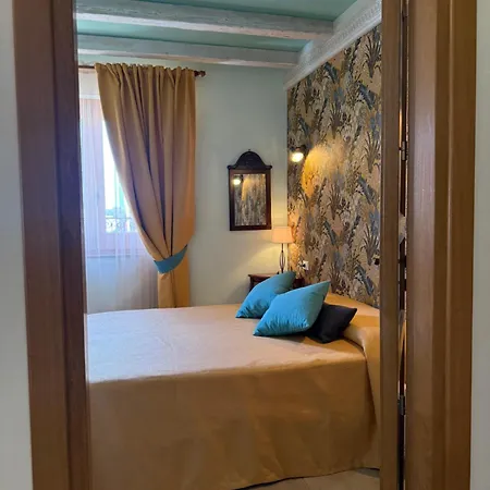 Azule サン・ヴィート・ロ・カーポ