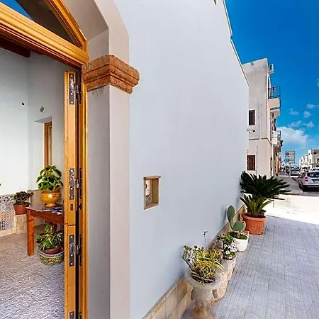 Bed & Breakfast Azule 4*